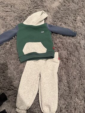 Levi's Colorblock Hoodie & Sweatpants Set - Green, Navy & Light Gray